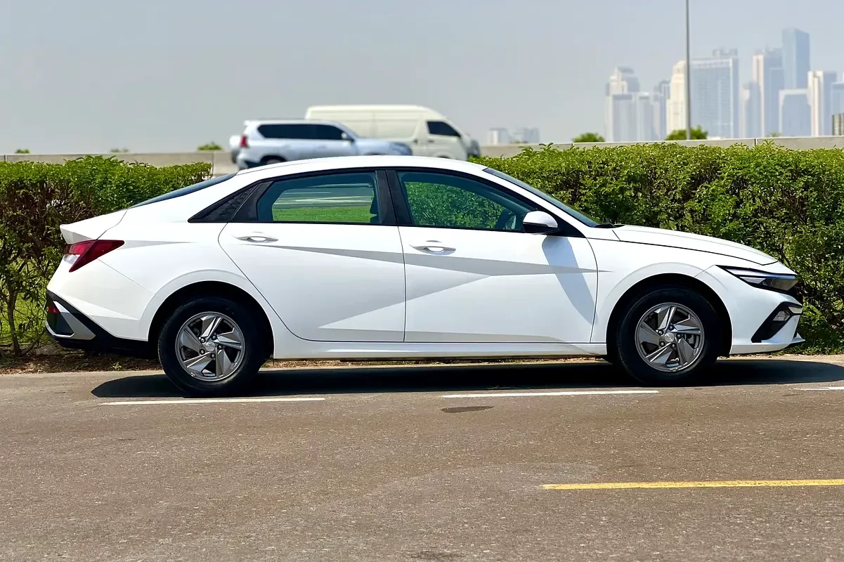 Hyundai Elantra 1.6 AMT (201 hp) - 8