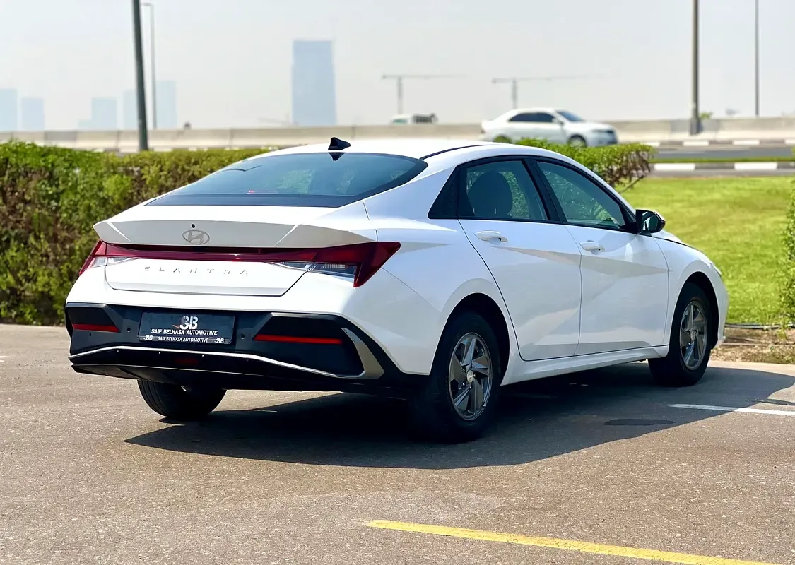 Hyundai Elantra 1.6 AMT (201 hp) - 7