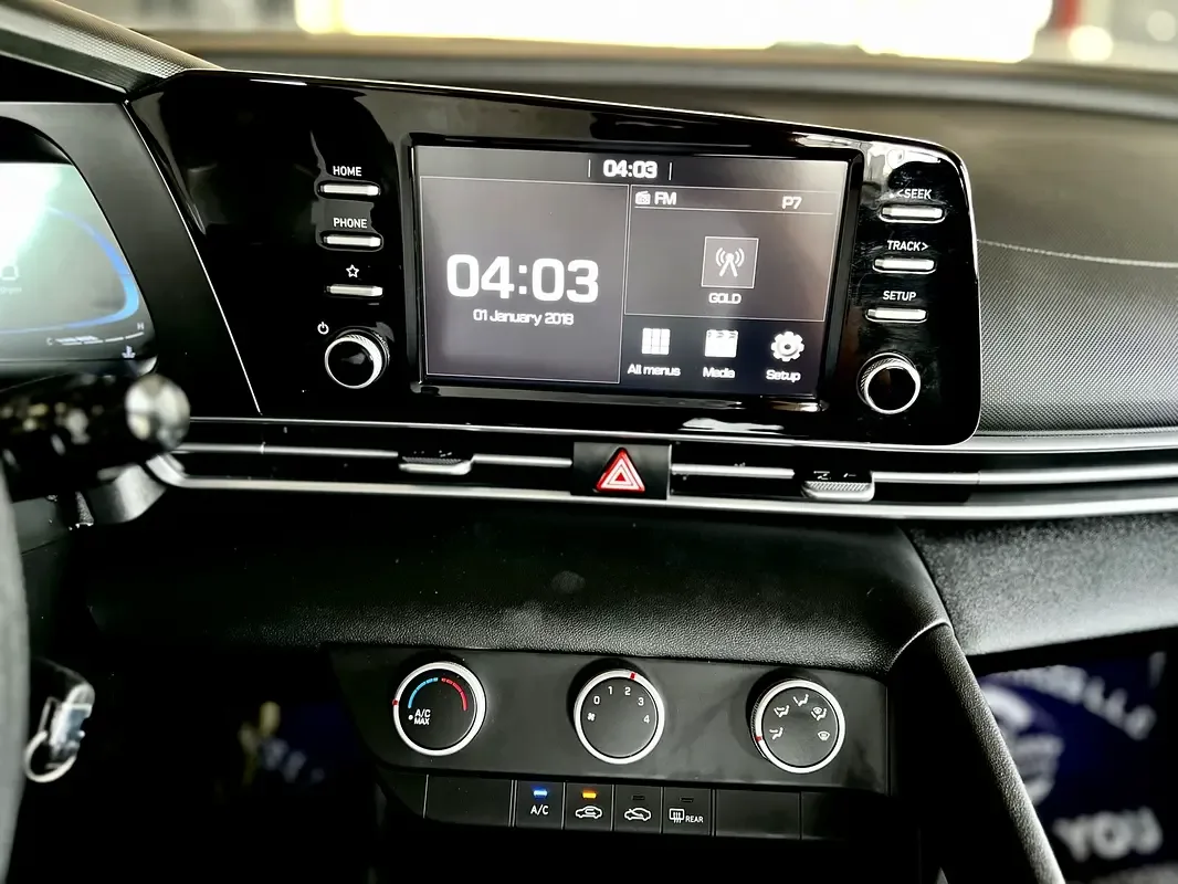 Hyundai Elantra 1.6 AMT (201 hp) - 17