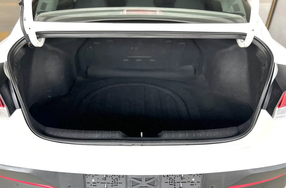 Hyundai Elantra 1.6 AMT (201 hp) - 19
