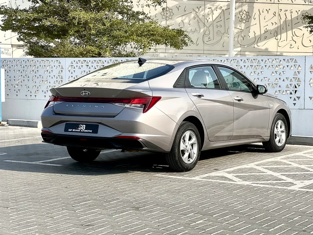 Hyundai Elantra 1.6 AMT (201 hp) - 7