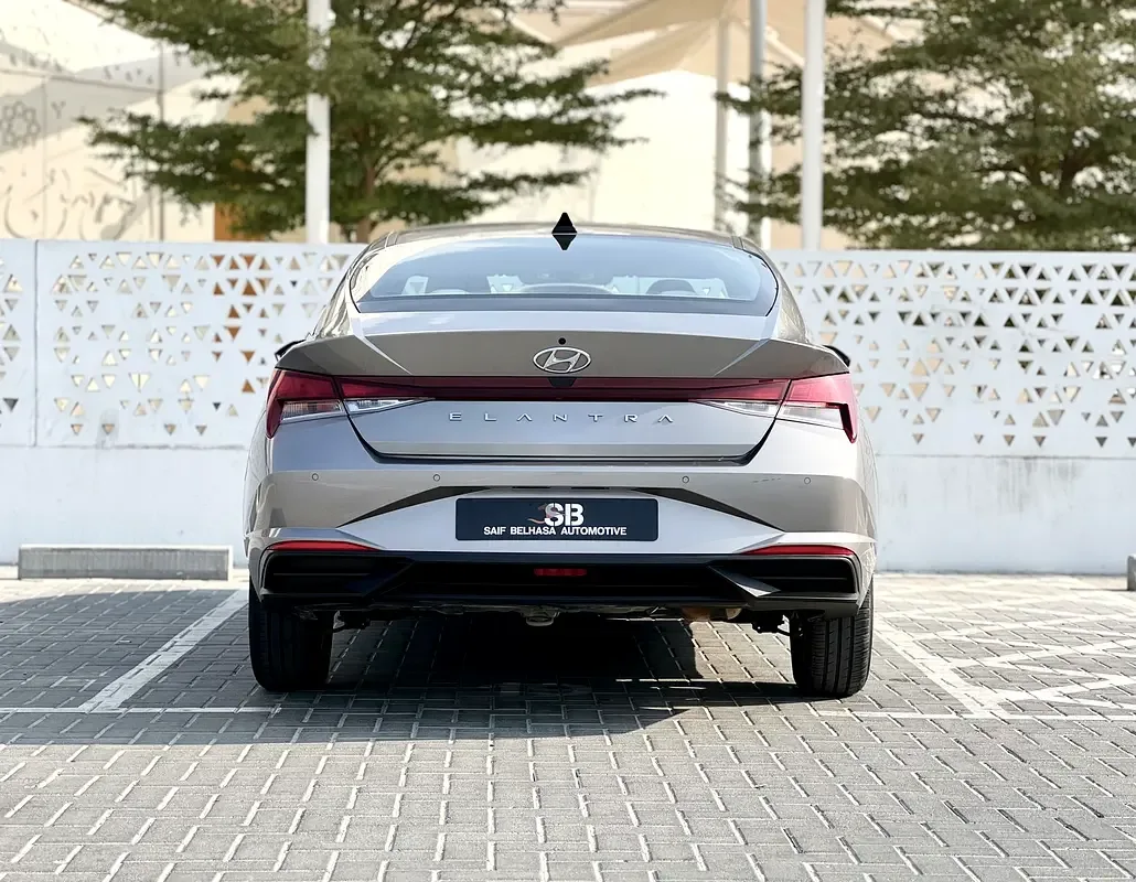 Hyundai Elantra 1.6 AMT (201 hp) - 6