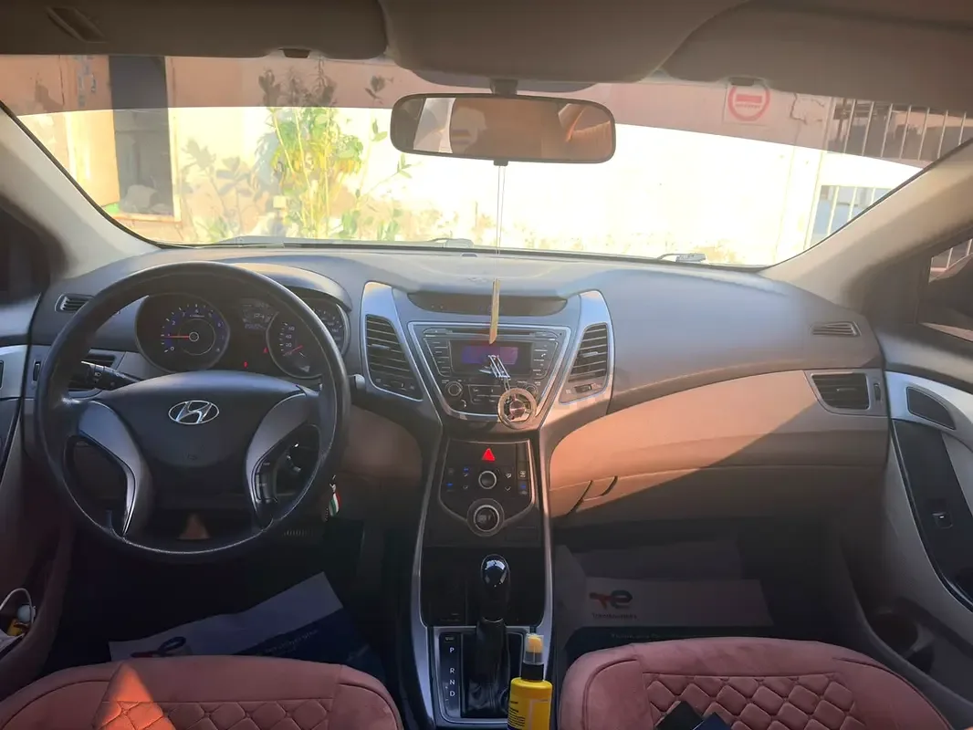 Hyundai Elantra 1.8 AT (150 حصان) - 7