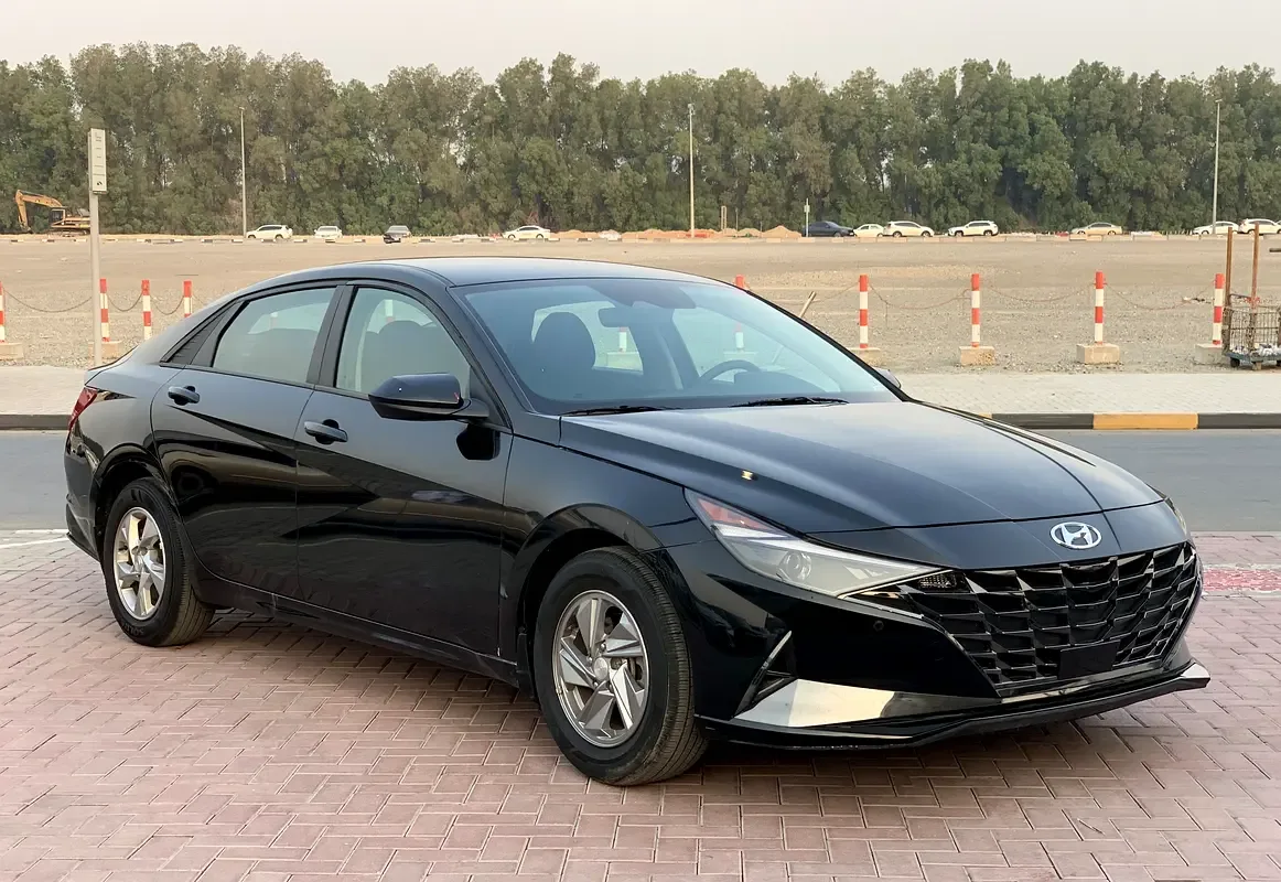 Hyundai Elantra 2.0 CVT (149 hp)