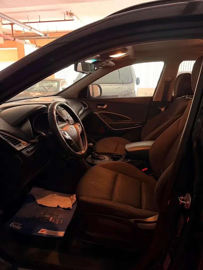 Hyundai Grand Santa Fe 3.3 l, 249 hp, gasoline, Automatic transmission, Four-wheel drive (4WD) - 4