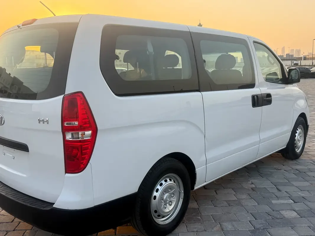 Hyundai H-1 2.4 AT (174 hp) - 8