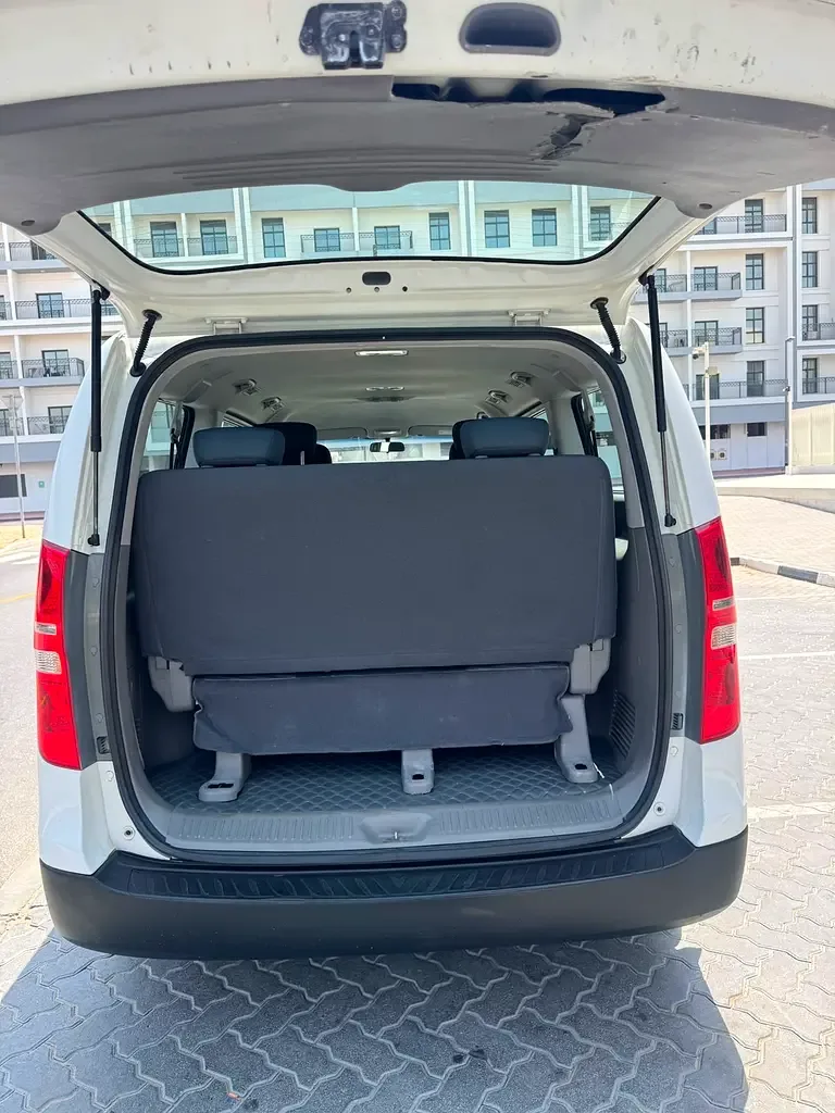 Hyundai H-1 2.4 AT (174 hp) - 9
