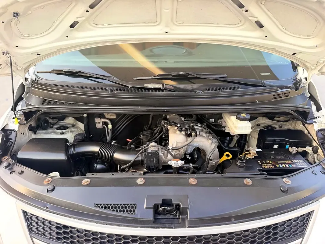 Hyundai H-1 2.4 AT (174 حصان) - 15