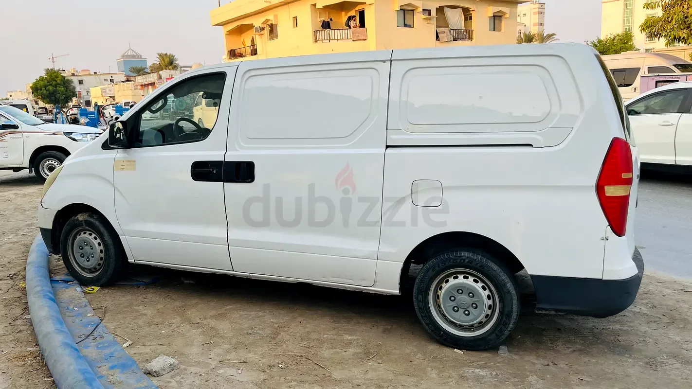 Hyundai H-1 2.4 MT (128 hp) - 4