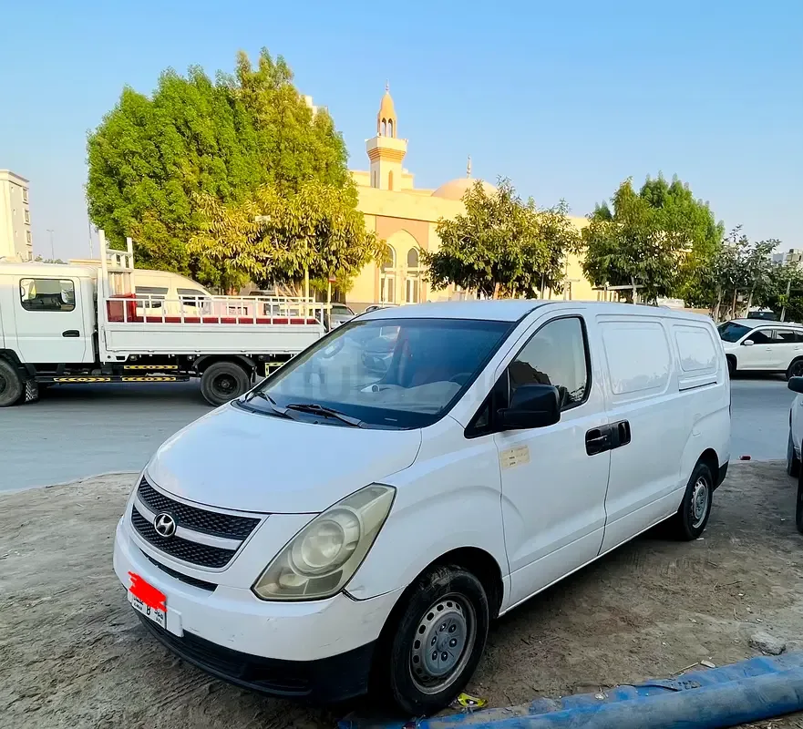 Hyundai H-1 2.4 MT (128 hp) - 3