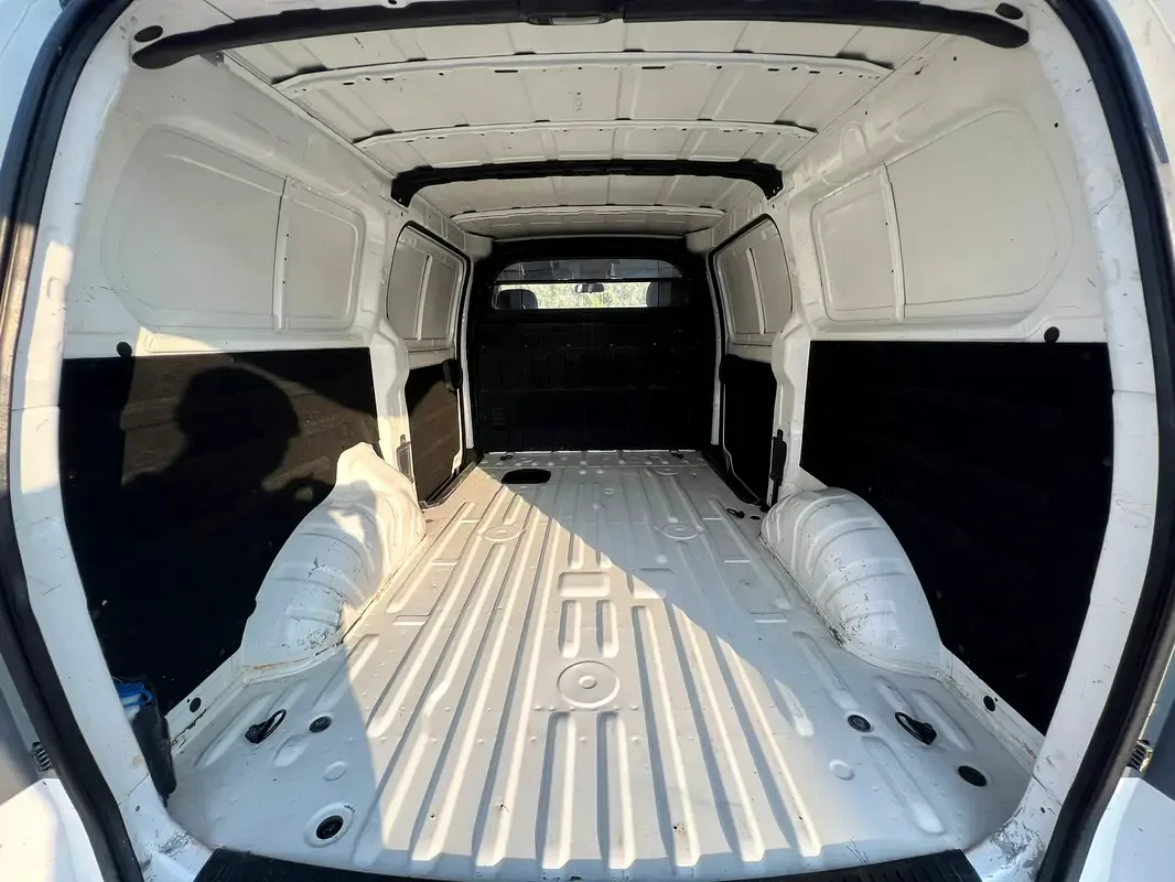 Hyundai H-1 2.4 MT (175 hp) - 11