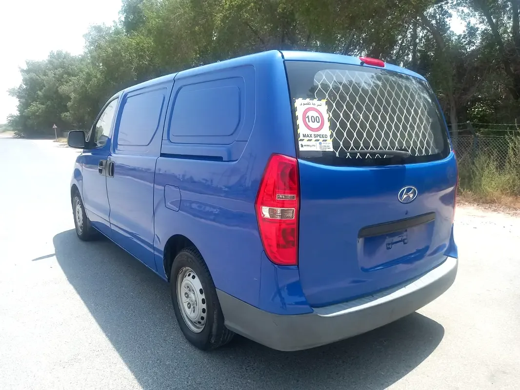 Hyundai H-1 2.4 MT (175 hp) - 3
