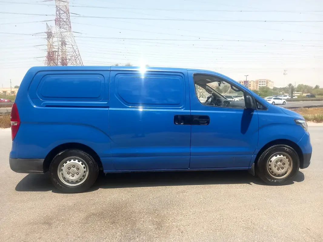 Hyundai H-1 2.4 MT (175 hp) - 7