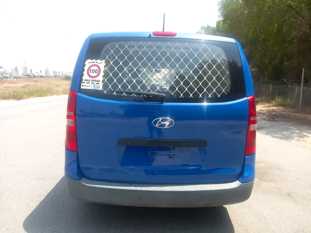 Hyundai H-1 2.4 MT (175 hp) - 13
