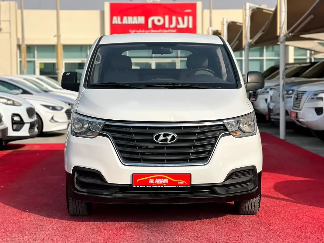 Hyundai H-1 2.4 MT (175 حصان) - 2