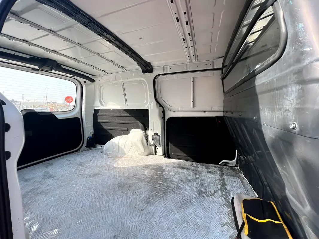 Hyundai H-1 2.4 MT (175 حصان) - 13