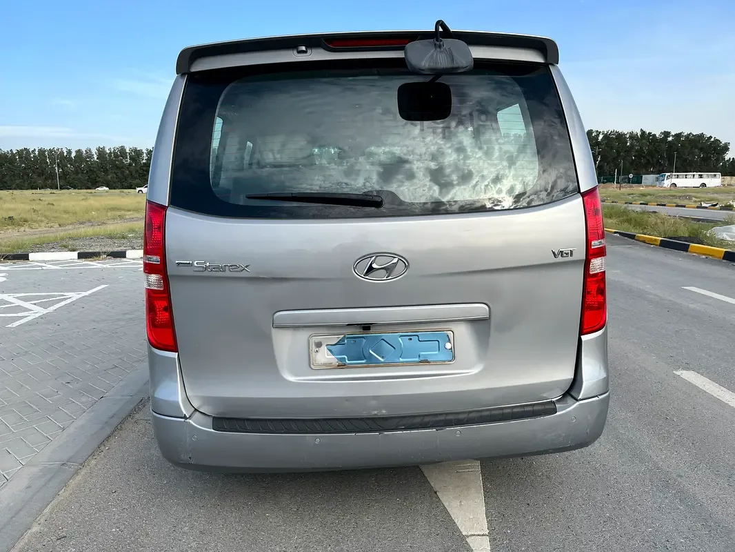 Hyundai H-1 2.5 AT (170 حصان) - 7
