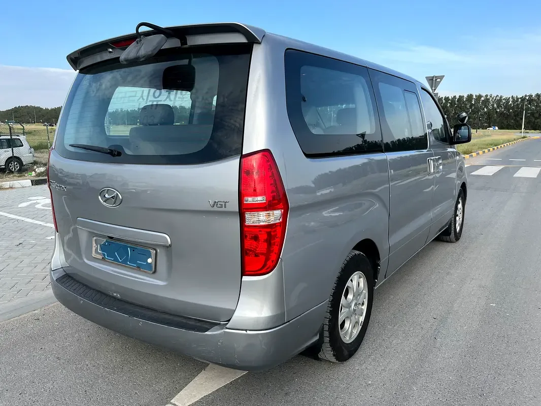 Hyundai H-1 2.5 AT (170 حصان) - 5