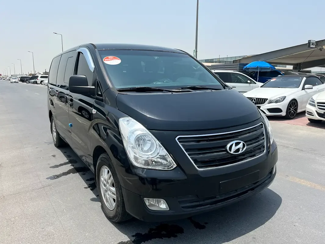 Hyundai H-1 2.5 AT (170 hp)