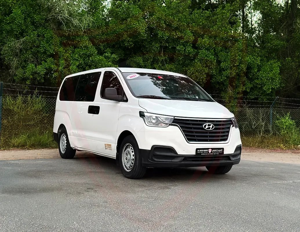 Hyundai H-1 2.5 AT (170 hp)
