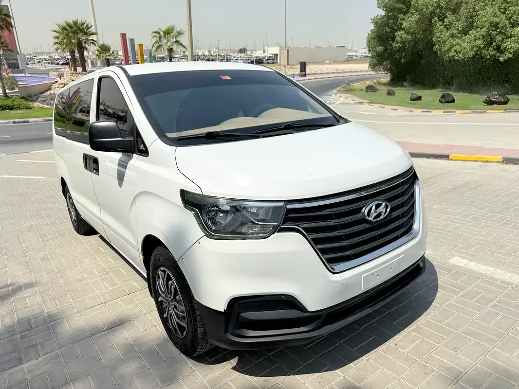 Hyundai H-1 2.5 AT RWD (170 حصان) - 3