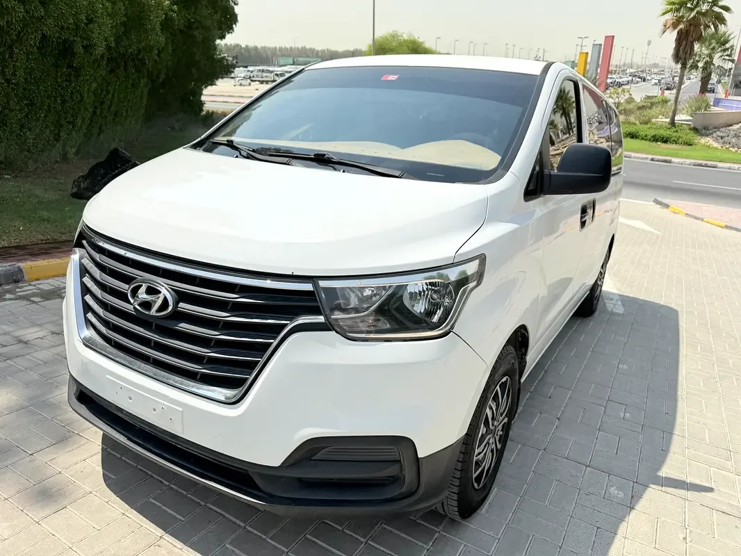 Hyundai H-1 2.5 AT RWD (170 حصان) - 5