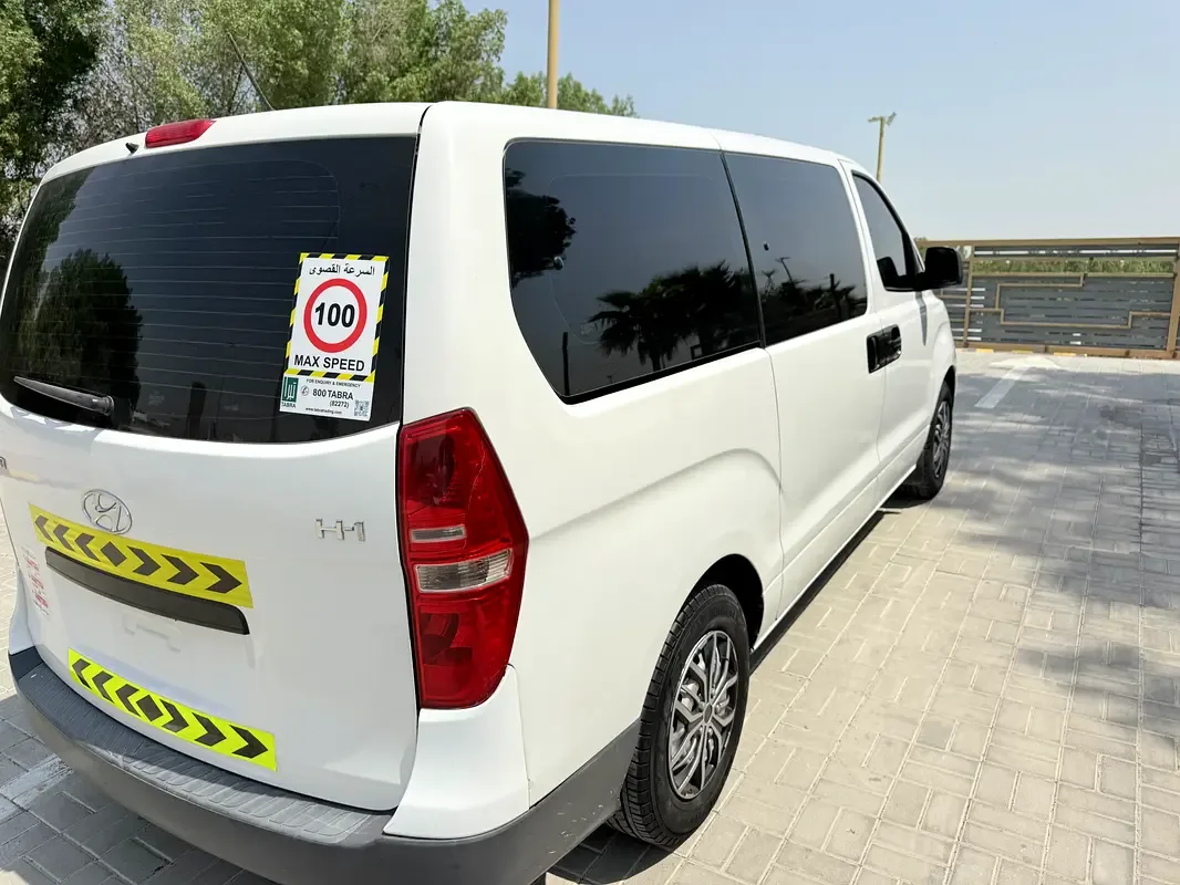 Hyundai H-1 2.5 AT RWD (170 حصان) - 8