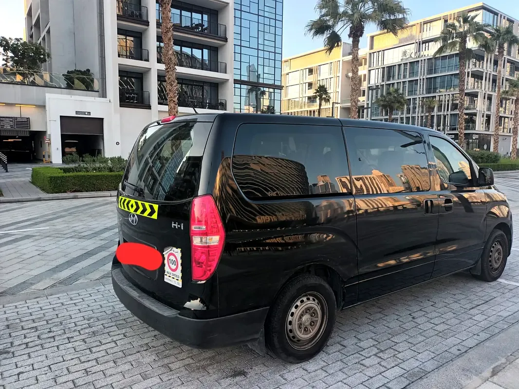 Hyundai H-1 2.5 AT RWD (170 hp) - 10