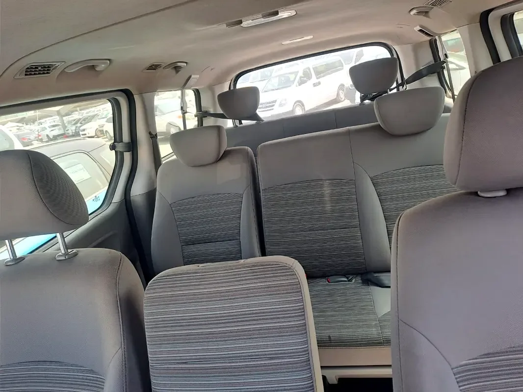 Hyundai H-1 2.5 AT RWD (170 hp) - 7