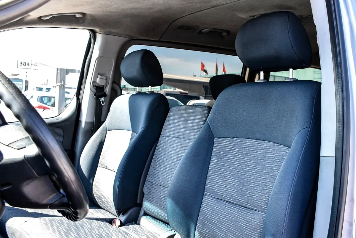 Hyundai H-1 2.5 AT RWD (170 حصان) - 7