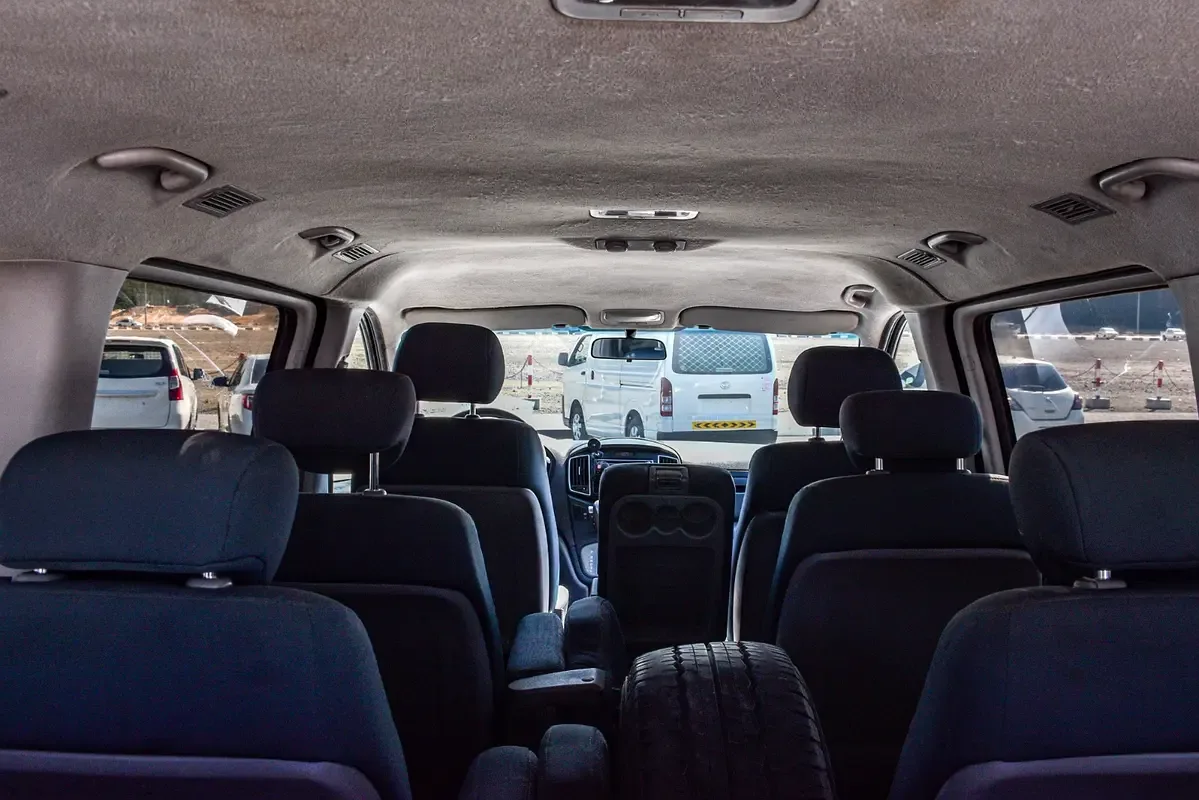 Hyundai H-1 2.5 AT RWD (170 حصان) - 9