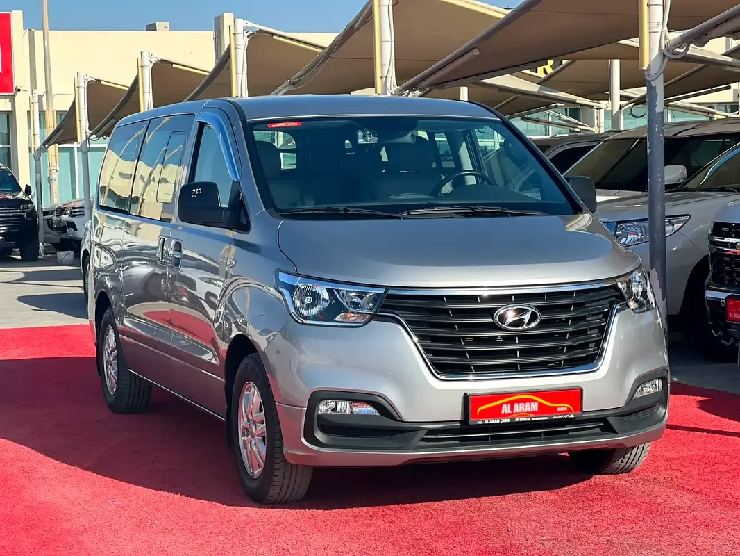 Hyundai H-1 2.5 MT (100 hp)