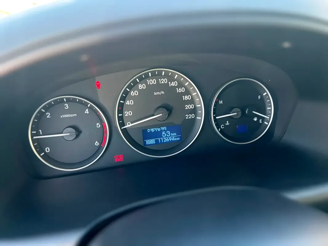 Hyundai H-1 2.5 MT (100 hp) - 7