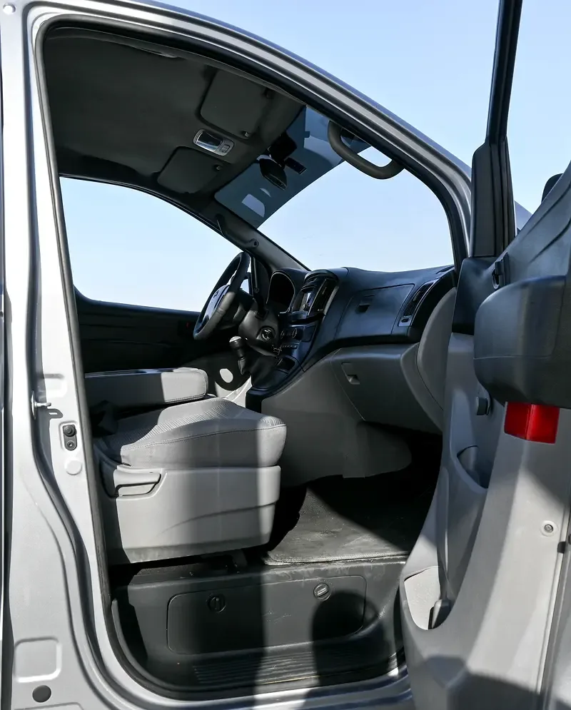 Hyundai H-1 2.5 MT (136 حصان) - 9