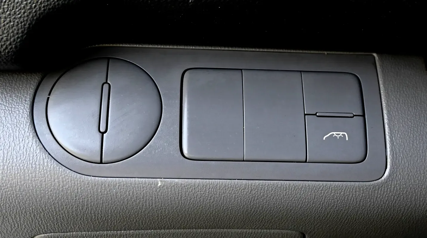 Hyundai H-1 2.5 MT (136 حصان) - 14