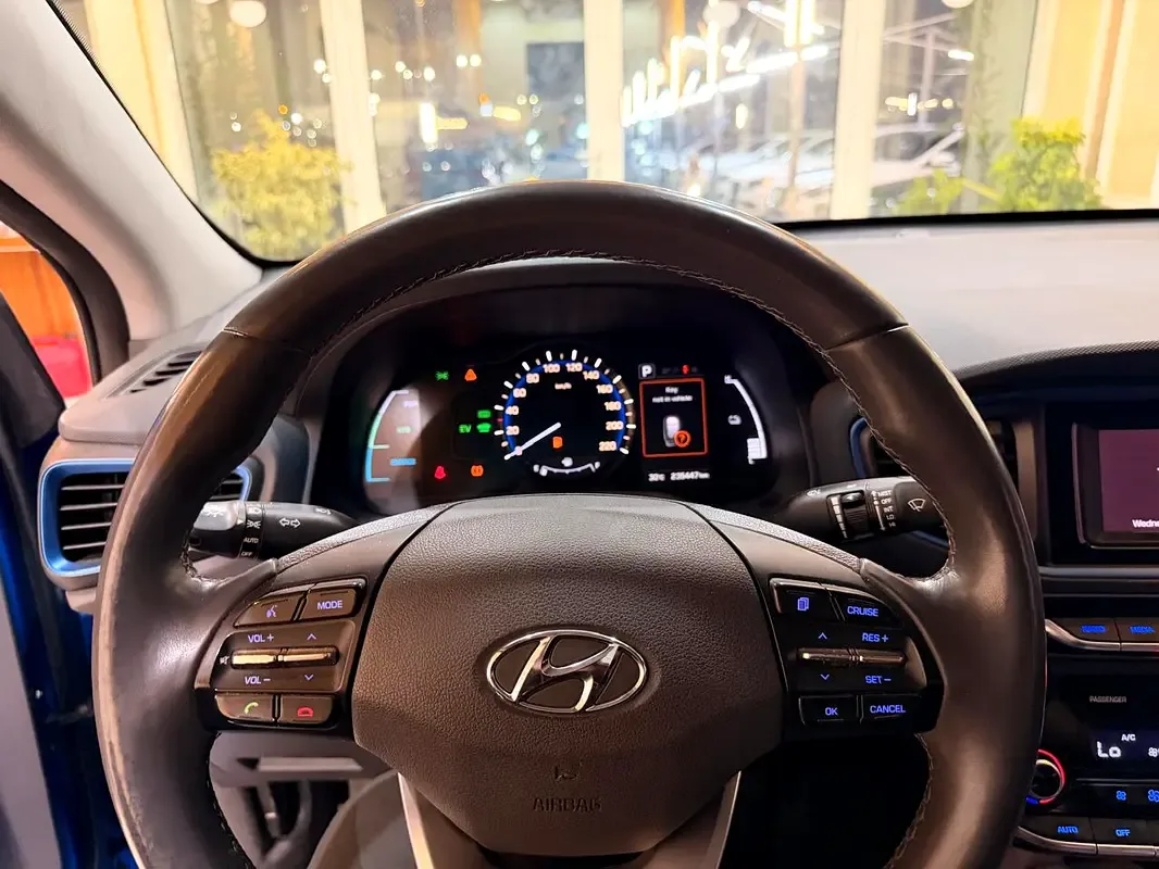 Hyundai Ioniq 1.6 Plug-in-Hybrid AMT (105 hp) - 6