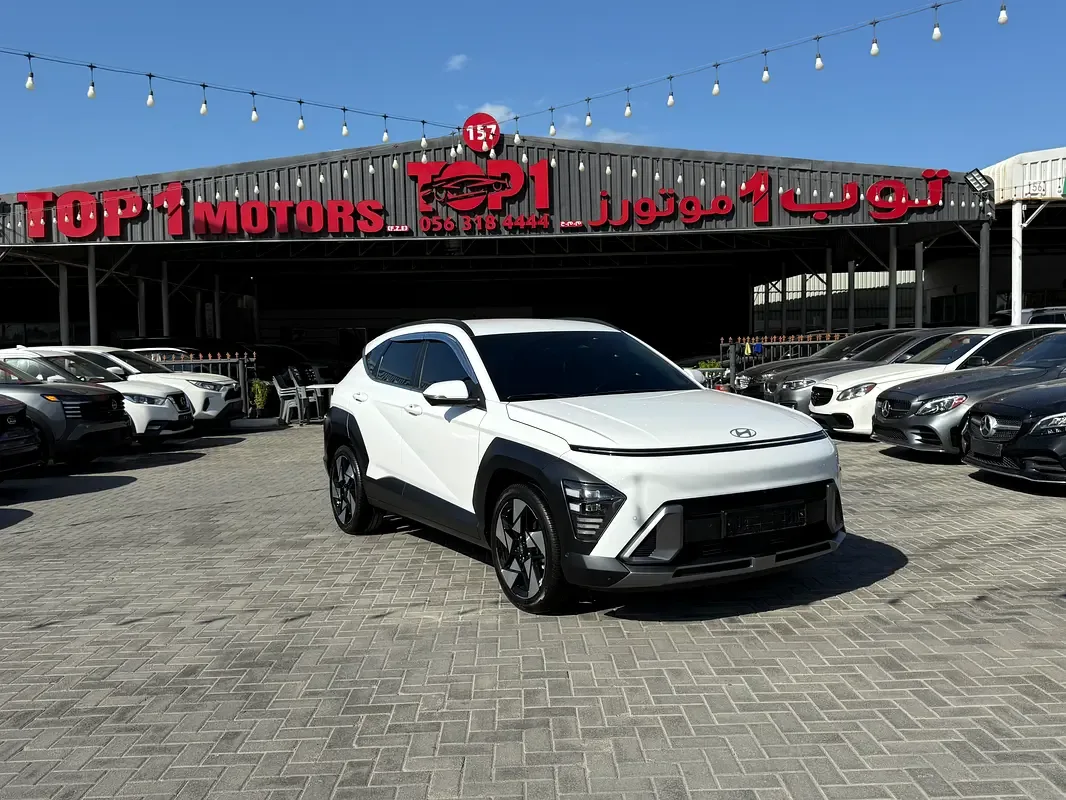 Hyundai Kona 1.6 AT (198 hp)