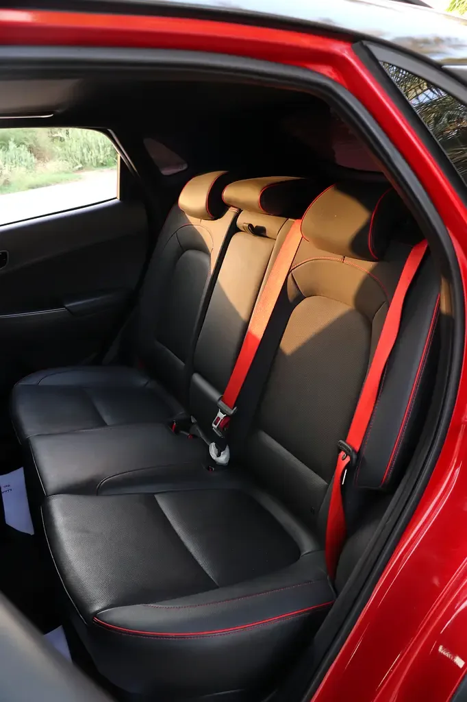 Hyundai Kona 2.0 AT (149 hp) - 16
