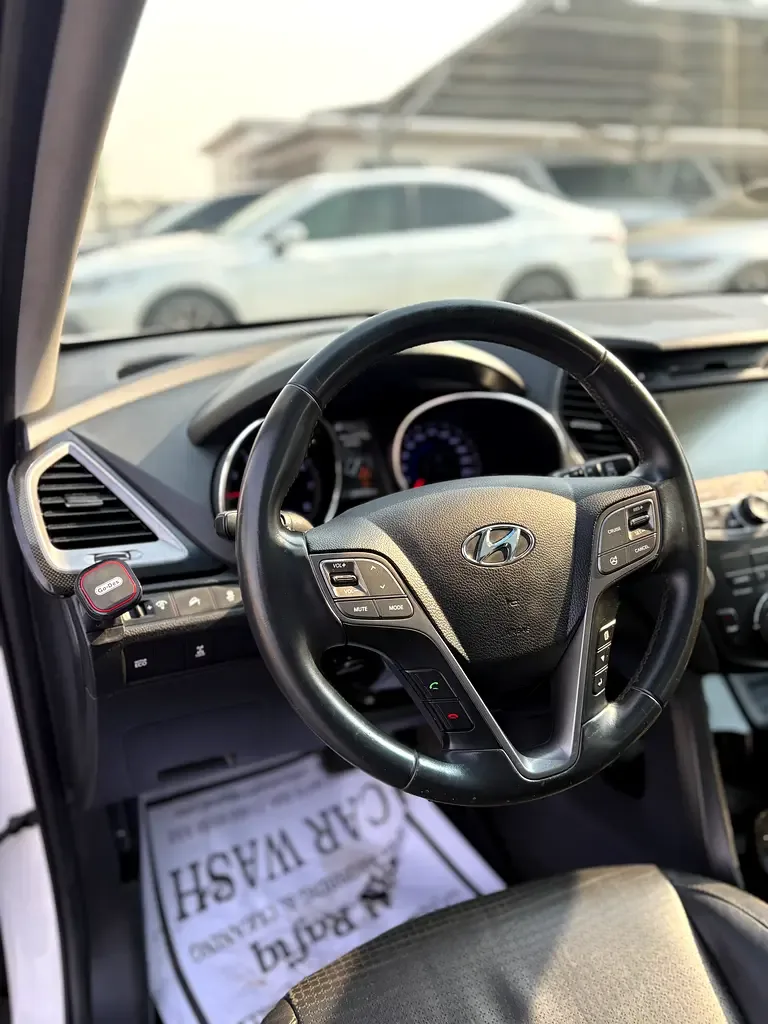 Hyundai Santa Fe 2.2 AT AWD (200 حصان) - 6