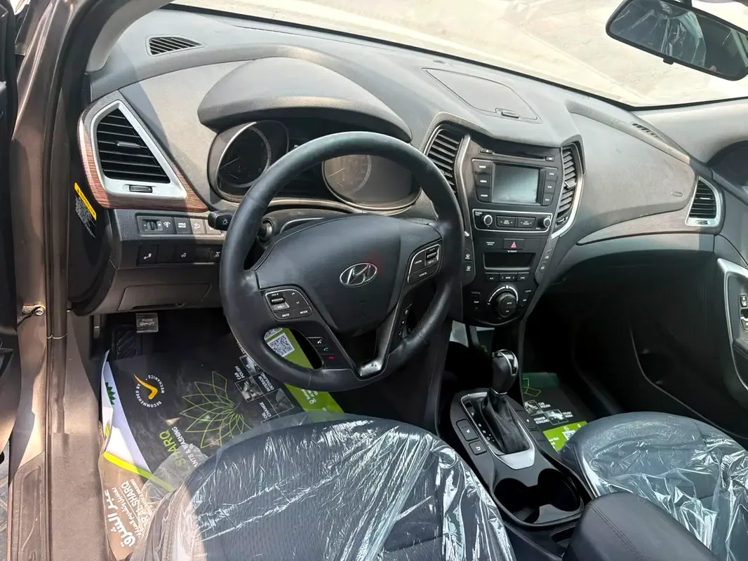 Hyundai Santa Fe 2.2 AT AWD (200 hp) - 2