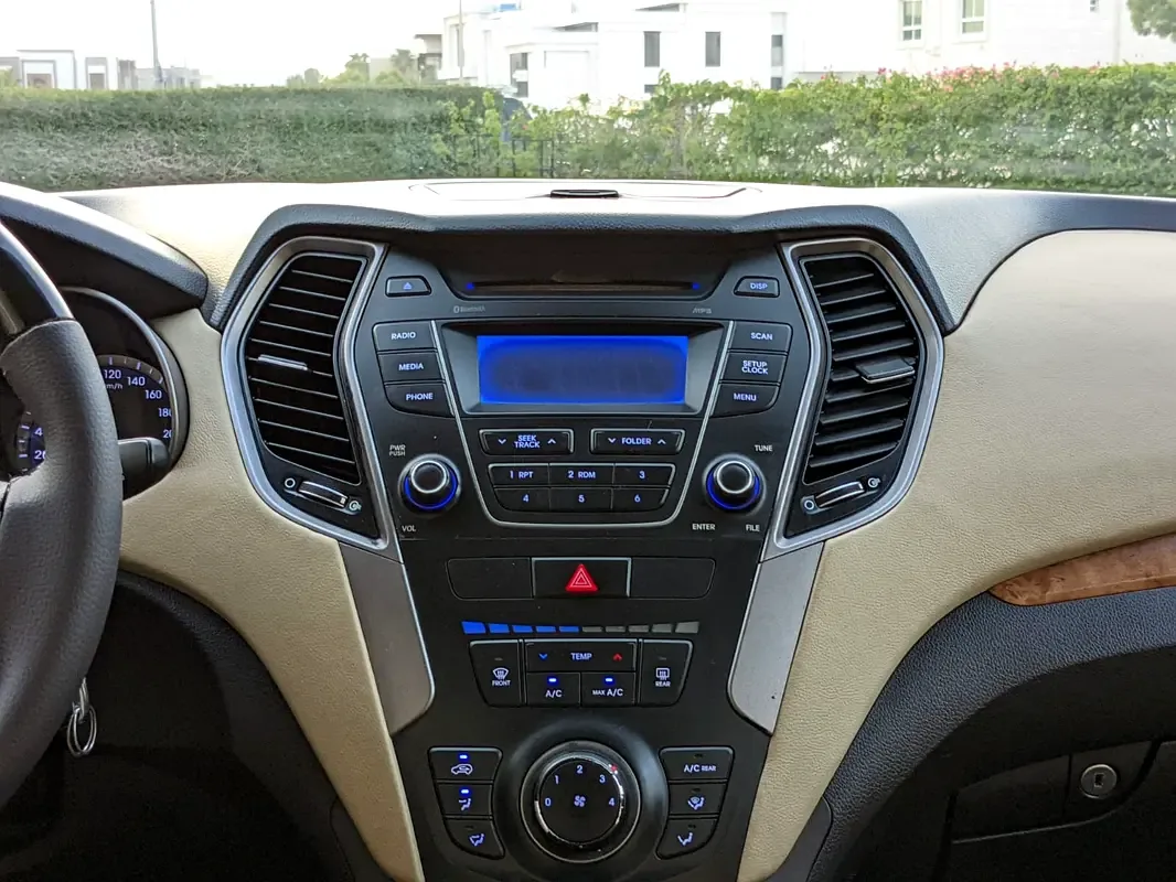 Hyundai Santa Fe 2.4 AT (175 حصان) - 12