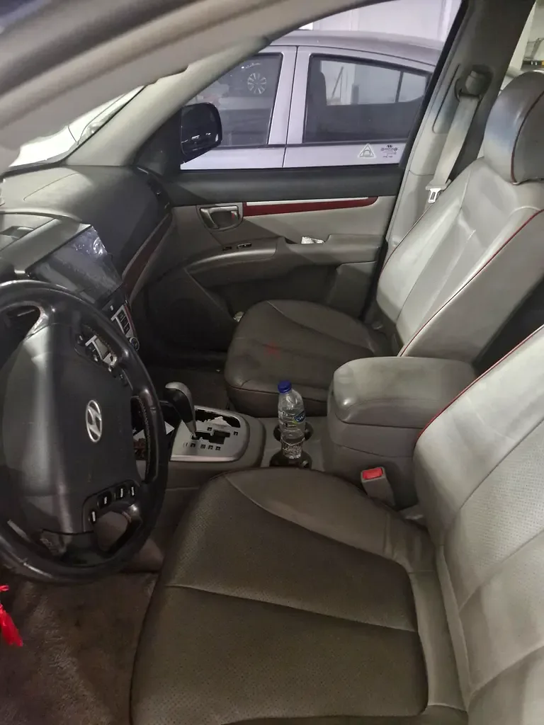 Hyundai Santa Fe 2.7 AT AWD (189 حصان) - 6