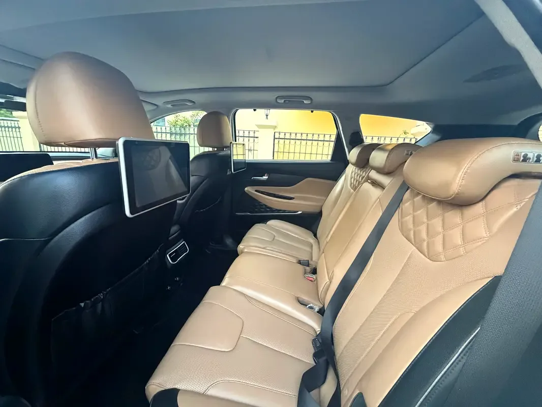 Hyundai Santa Fe 3.5 AT AWD (249 حصان) - 17