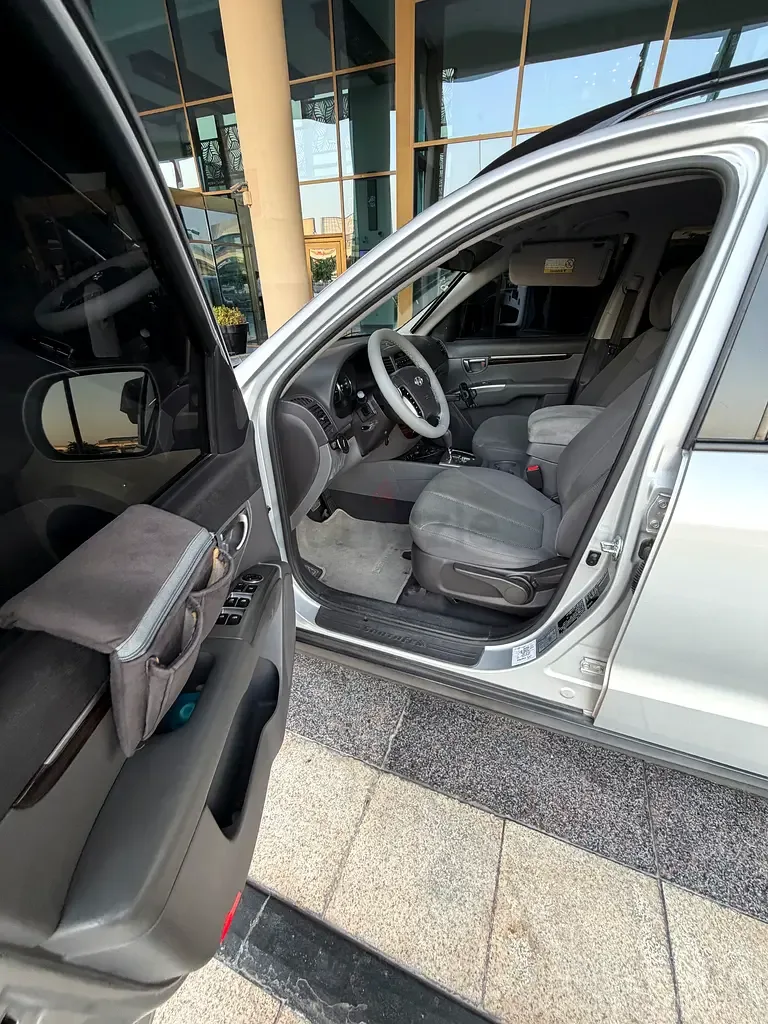Hyundai Santa Fe 3.5 AT AWD (280 hp) - 8