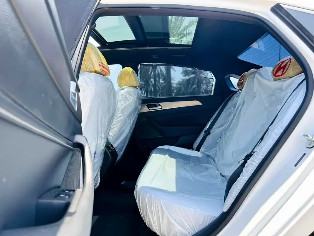 Hyundai Sonata 2.0 AT (151 حصان) - 12