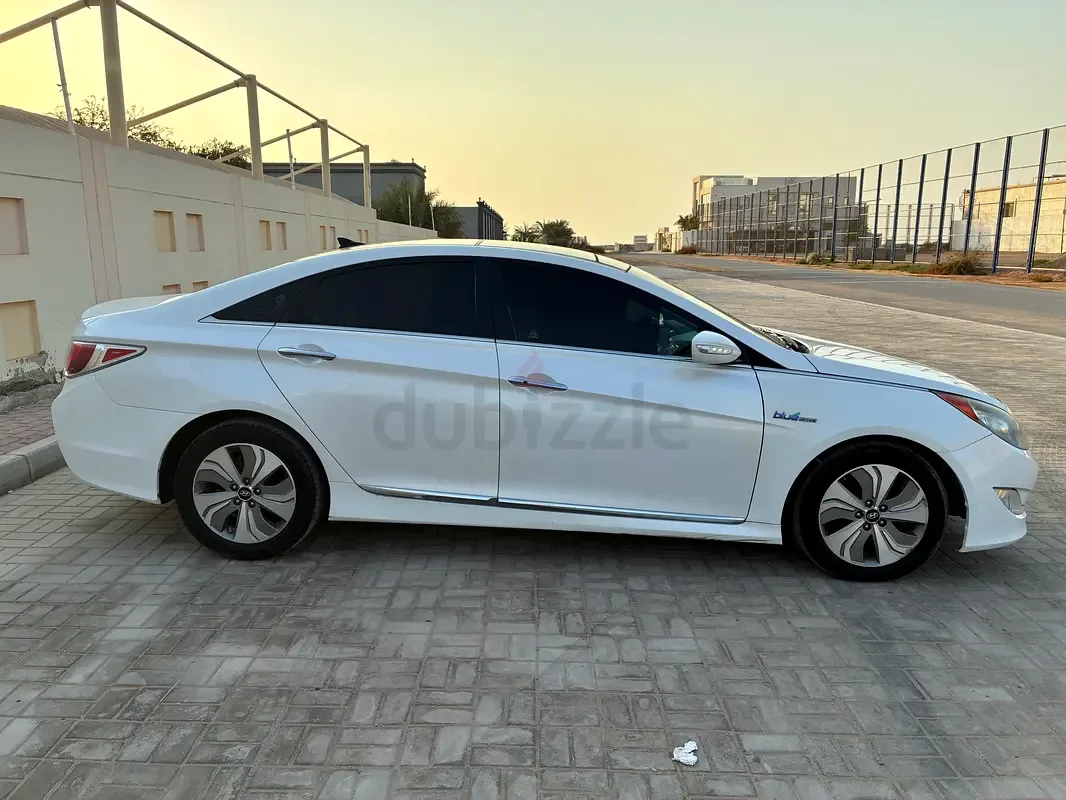 Hyundai Sonata 2.0 AT (195 hp) - 2