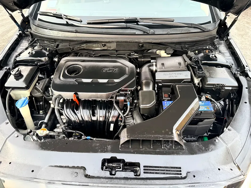 Hyundai Sonata 2.4 GDi AT (188 hp) - 13