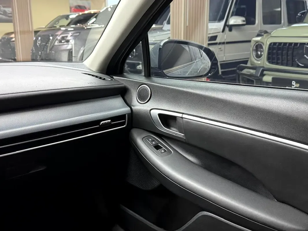 Hyundai Sonata 2.5 AT (191 حصان) - 10