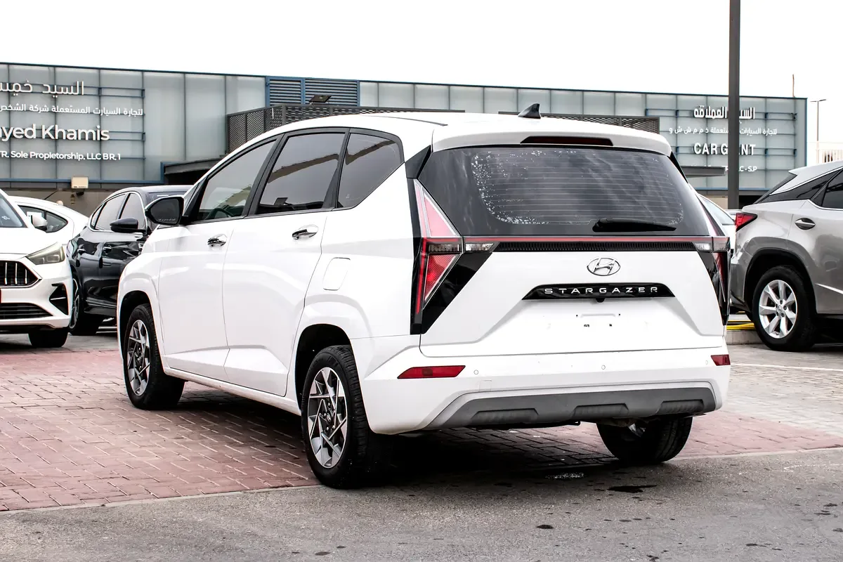 Hyundai Stargazer 1.5 CVT (115 hp) - 6