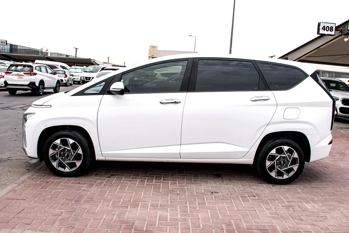 Hyundai Stargazer 1.5 CVT (115 hp) - 4